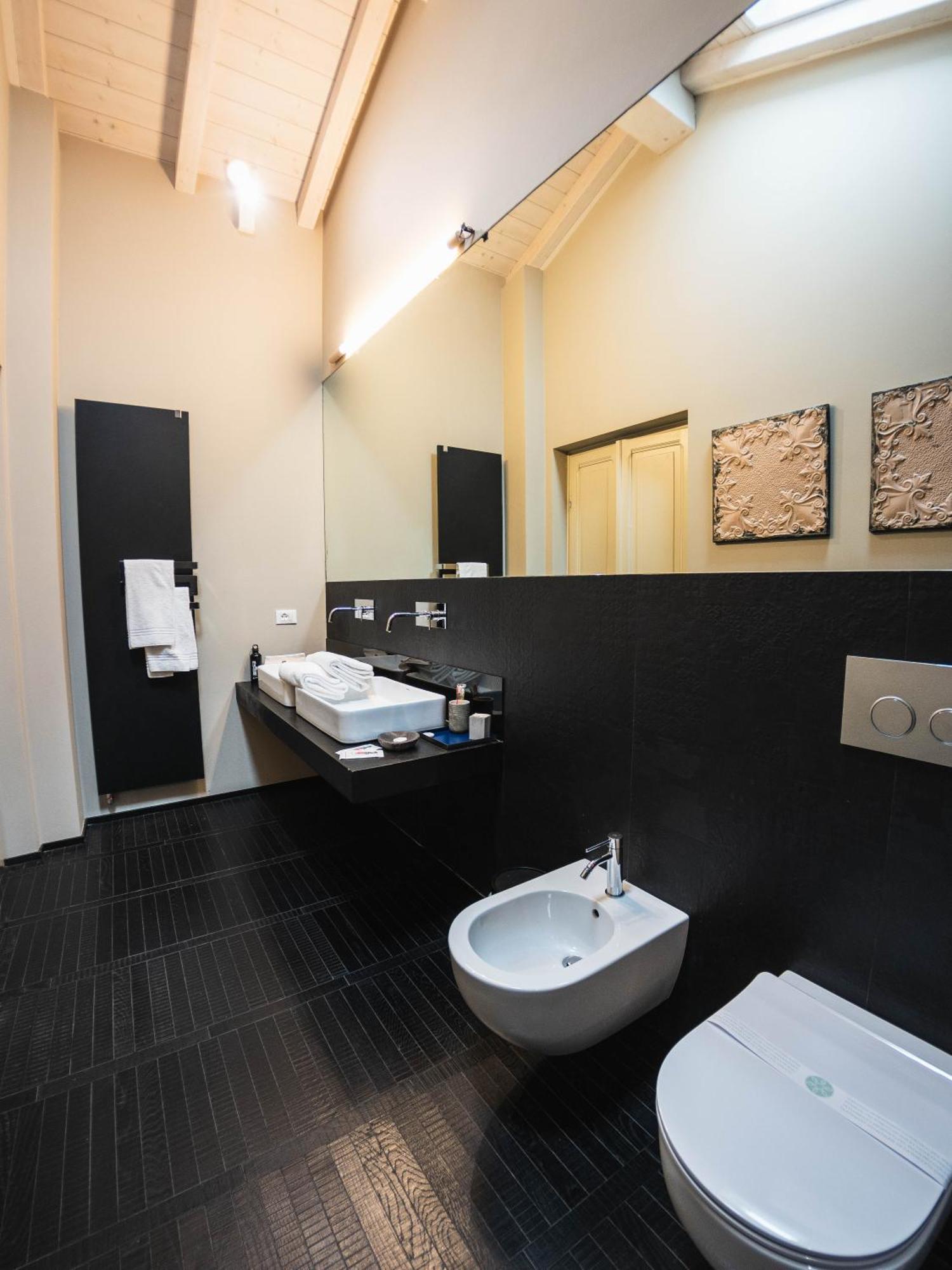 Palazzo Gozzi Bed & Beauty Acomodação com café da manhã Parma Exterior foto